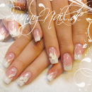 100512 Wedding Nails.jpg